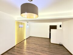 Unirii, Casa Poporului, birou 2 cam., parcare subterana, bloc 2012